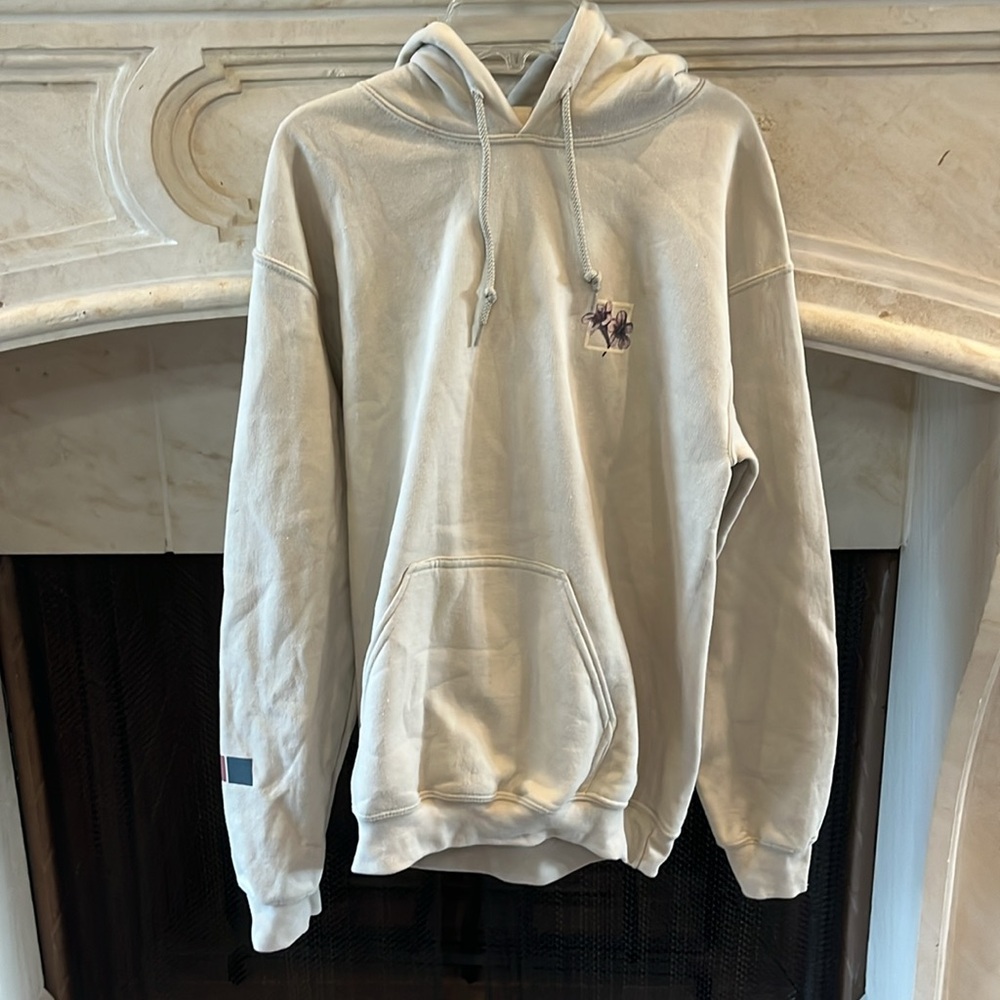 Shawn Mendes tour merch